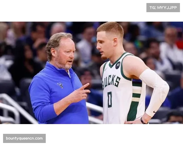 奥格斯堡克劳德·毛里斯五球四助 成球队进攻唯一亮点 奥格斯堡克劳德·毛里斯五球四助 成球队进攻唯一亮点